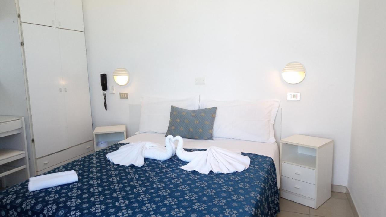 Hotel Marina Gatteo a Mare Exterior foto