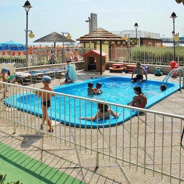 Hotel Marina Gatteo a Mare Exterior foto